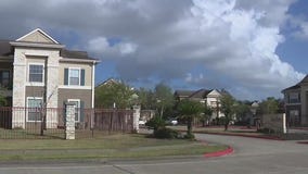 Lake Jackson apartment complex owes thousands for water, sewer services