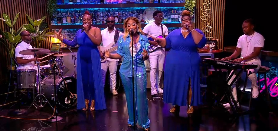 A night of music and spicy girl talk