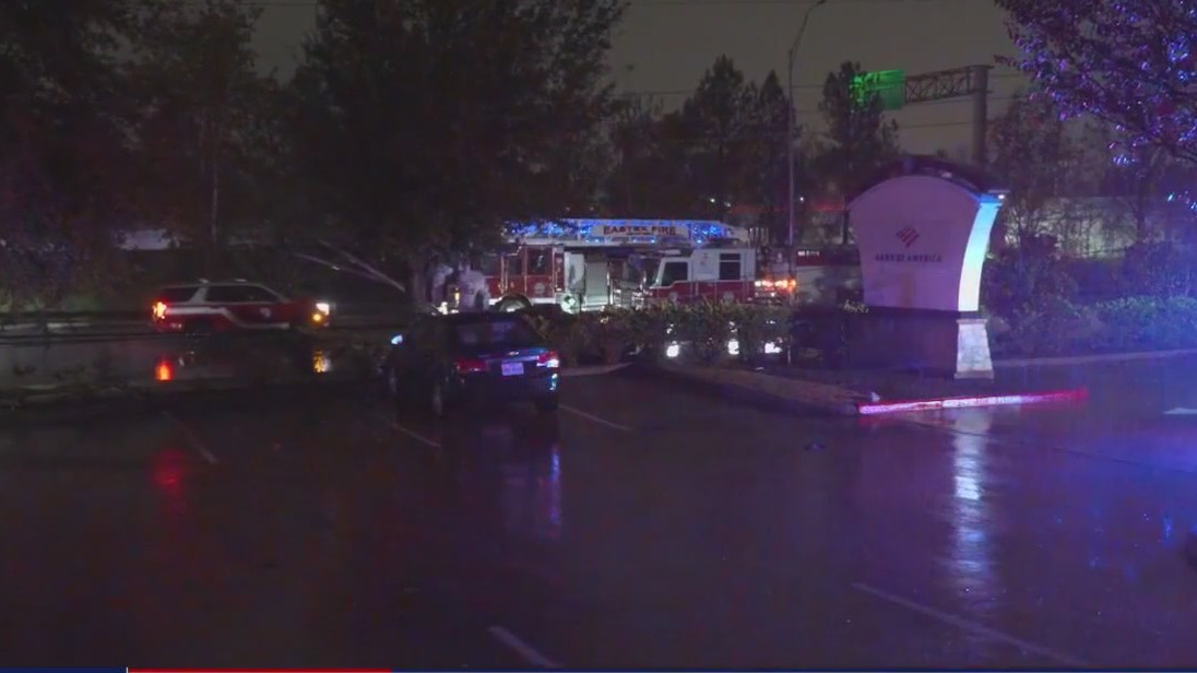 Christmas Eve crash leaves man dead, woman injured