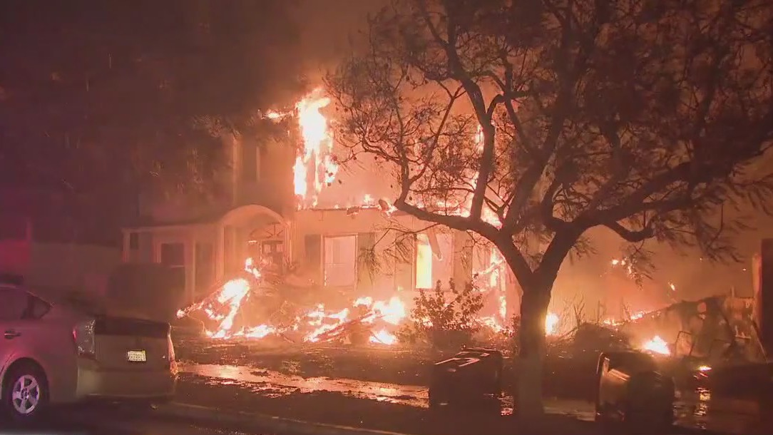 Deadly wildfires continue to burn in Southern California