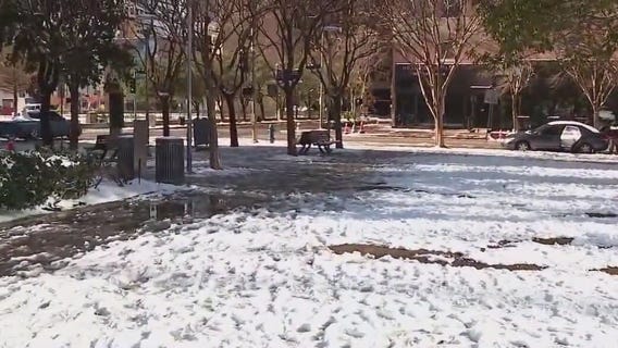 Fun in the snow at Houston's Discovery Green