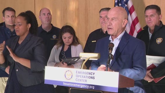 Houston Mayor John Whitmire praises city officials following winter storm