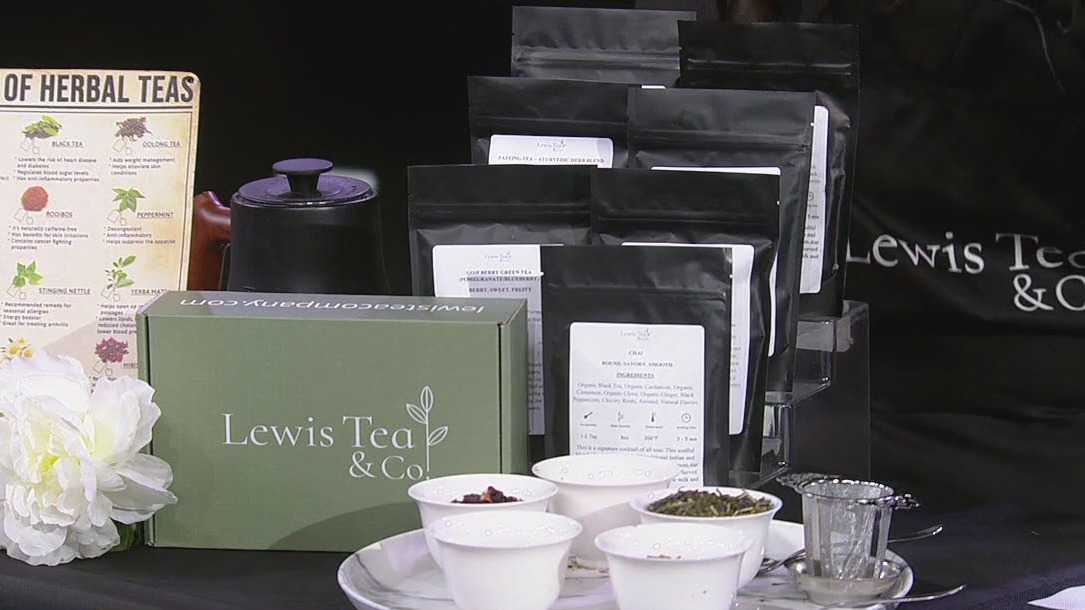 National Hot Tea Month: Benefits of hot tea