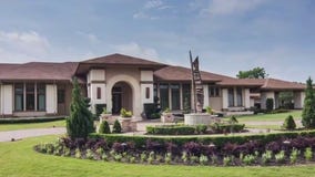 Big house, many people