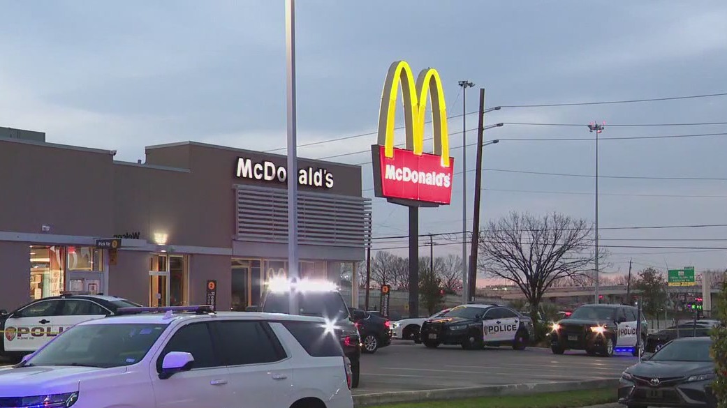 17-year-old pronounced dead after shooting