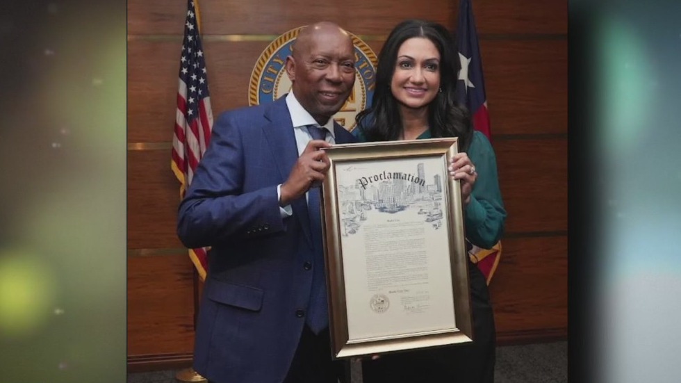 Remembering Congressman Sylvester Turner | Caroline & Rashi | FOX 26 ...