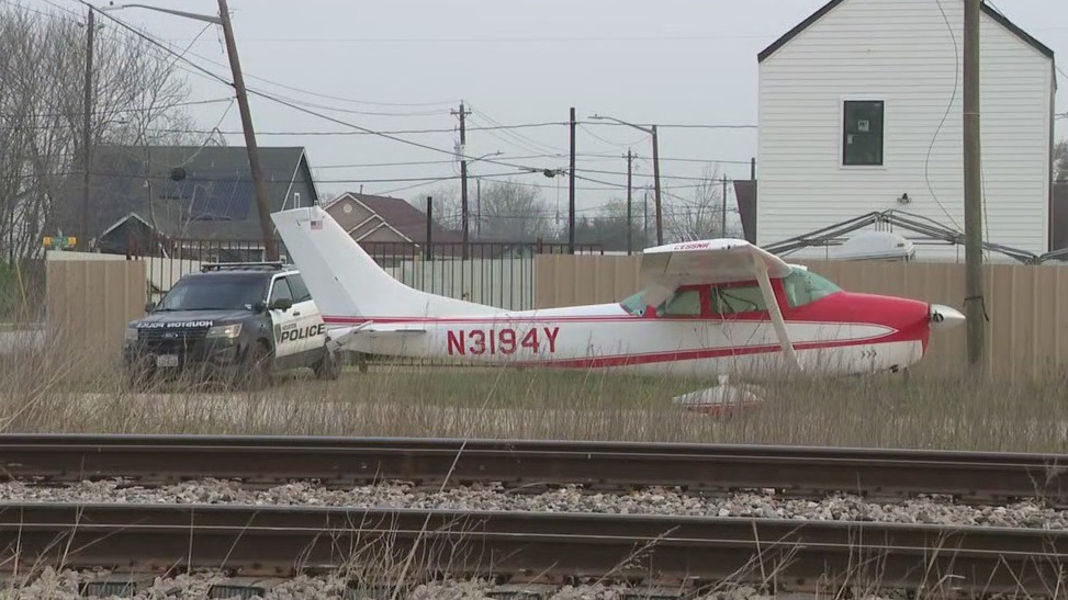 Houston: Small plane remains in neighborhood following emergency landing