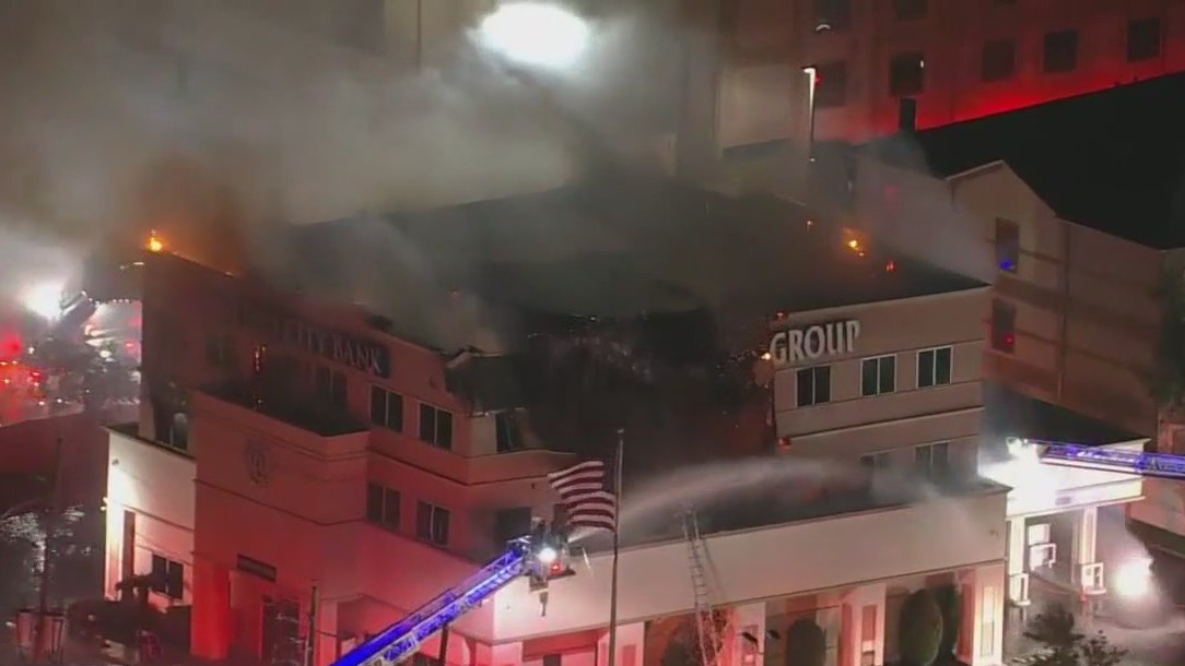 Houston building at-risk for collapse after fire