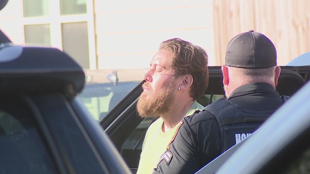 $250K bond for man accused of murdering wife sparks petition