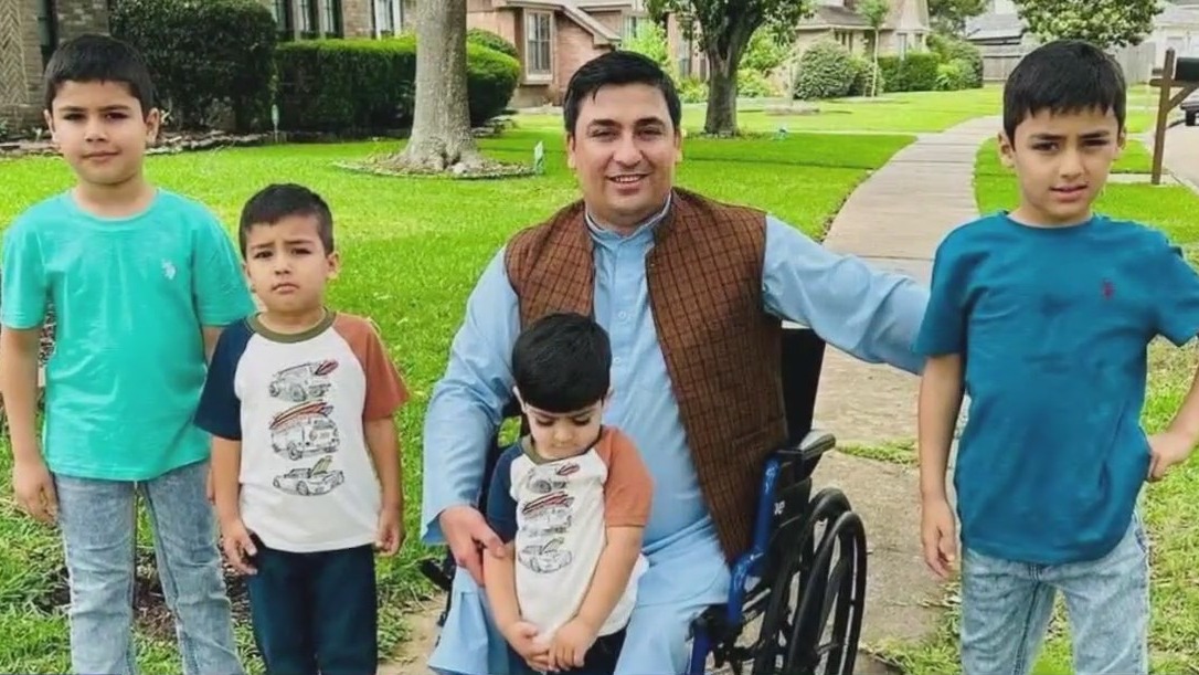 Family gets call from suspect accused of killing their loved one