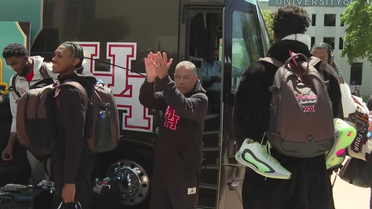 University of Houston Cougars return home after NCAA Tournament