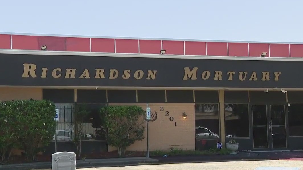 Houston mother seeking infant's remains from mortuary for over a year