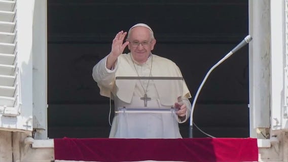 What happens when a Pope dies?