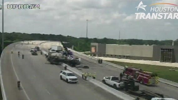 VIDEO: Rollover crash blocks Hardy Toll Road; Ironman bikers ride on opposite side