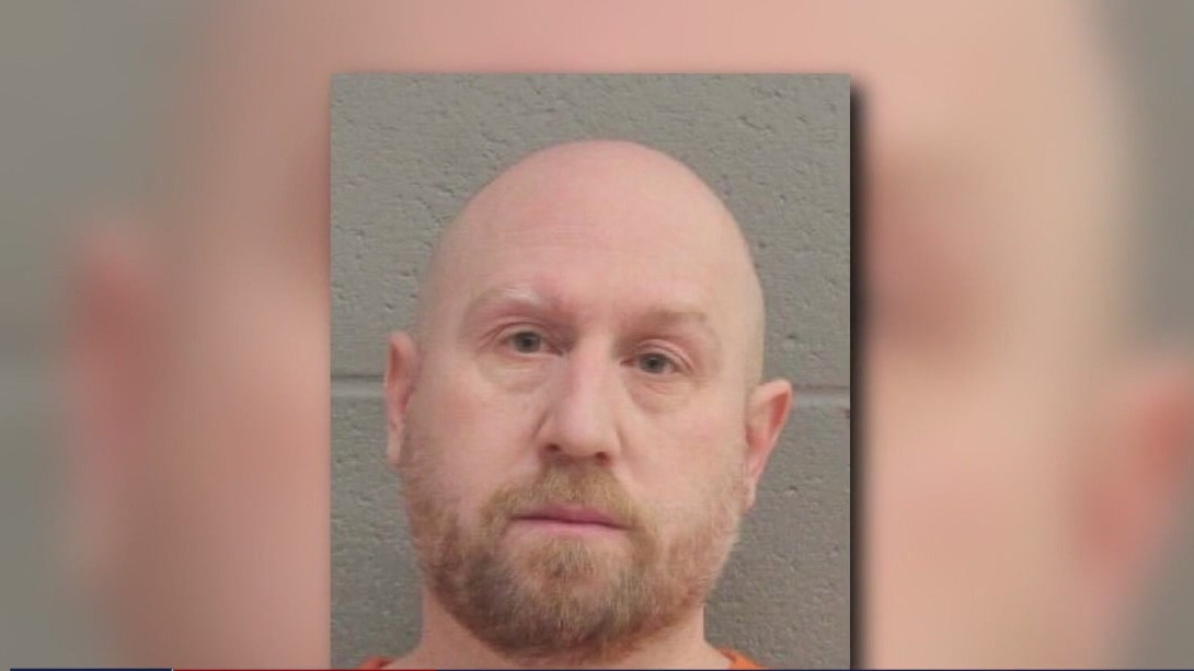 Houston neurologist charged with online solicitation of a minor