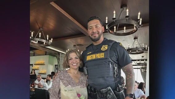 Houston Police Department officer saves choking woman