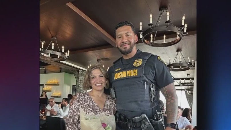 Houston Police Department officer saves choking woman