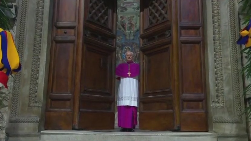 Sistine Chapel doors close for conclave
