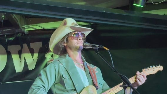 Road trip to the Happy Cow! | How Did I Get in this Room