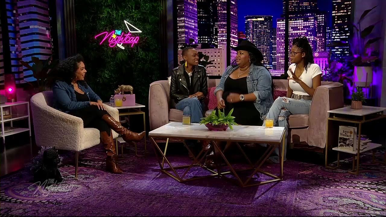 Chapel Hart: Country girl trio with personality