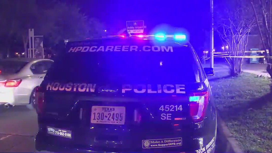 Houston police pay raise approved by city council
