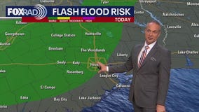 Houston weather: Warm with scattered rain Wednesday