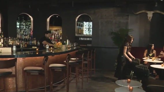 Bayou City Buzz: New cocktail bar open near River Oaks