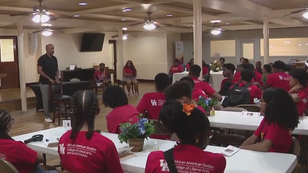 Juneteenth: High school students travel back in time