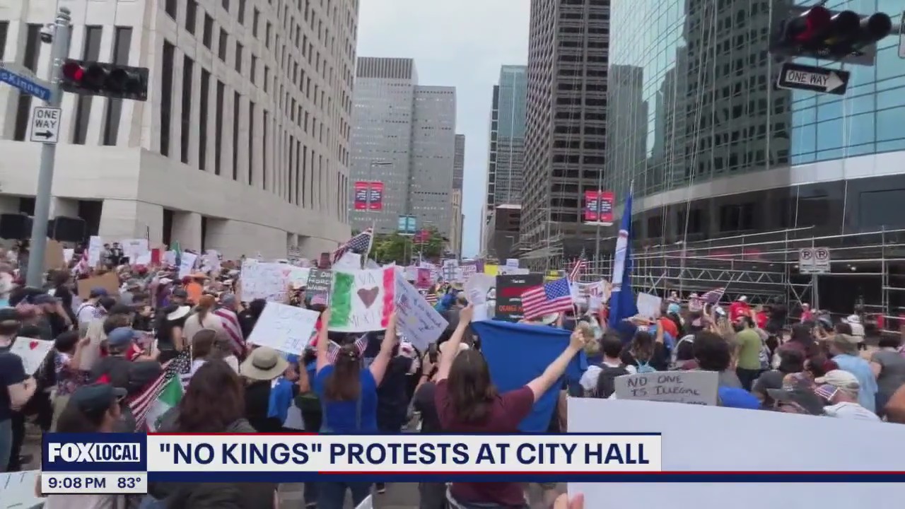 No Kings protests brings thousands to Houston City Hall