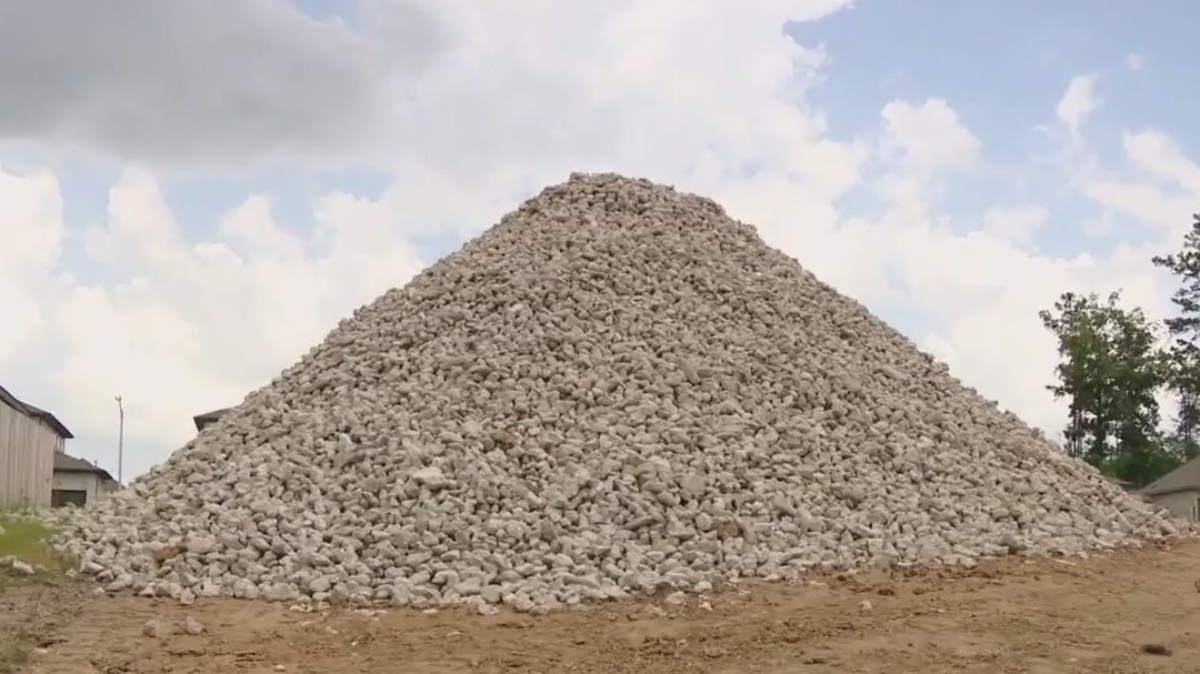 Conroe neighborhood drainage project drags on for three years with little apparent progress