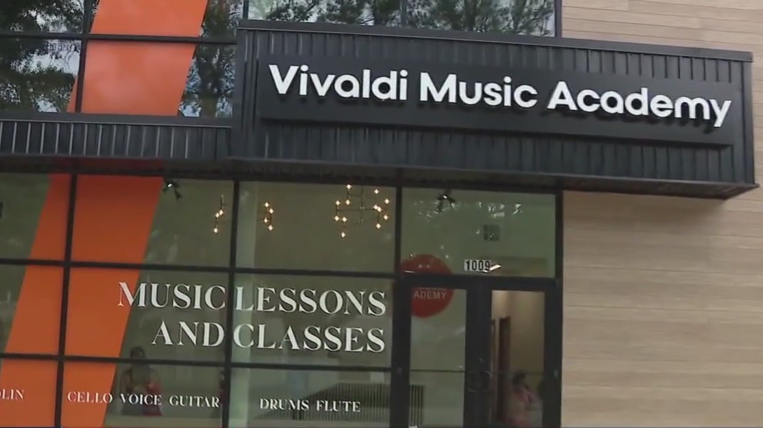 Former Vivaldi Music contractor talks to FOX 26