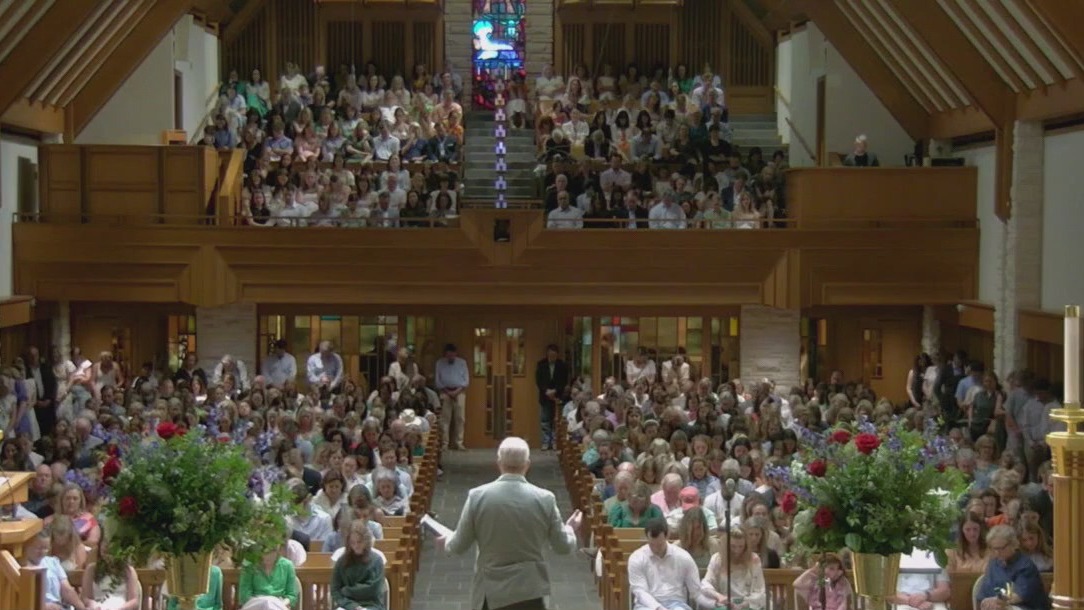 Texas flooding: Vigil held for lives lost in flooding, search continues