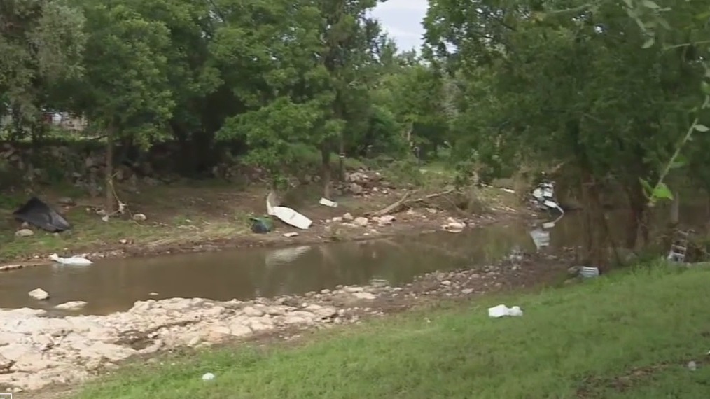 Texas flooding: Search continues following deadly flooding in Kerr County