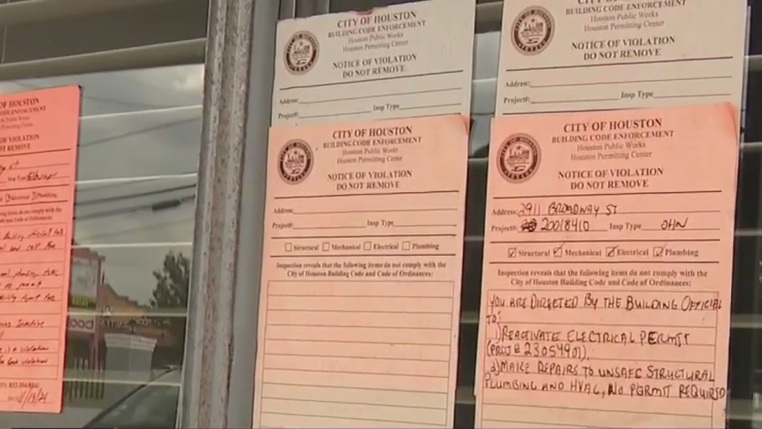 Frequent power outages reported at SE Houston apartment complex