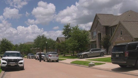 Toddler pronounced dead after drowning in NW Harris County pool