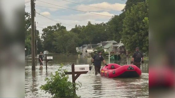 Tennessee flash flooding kills family of three