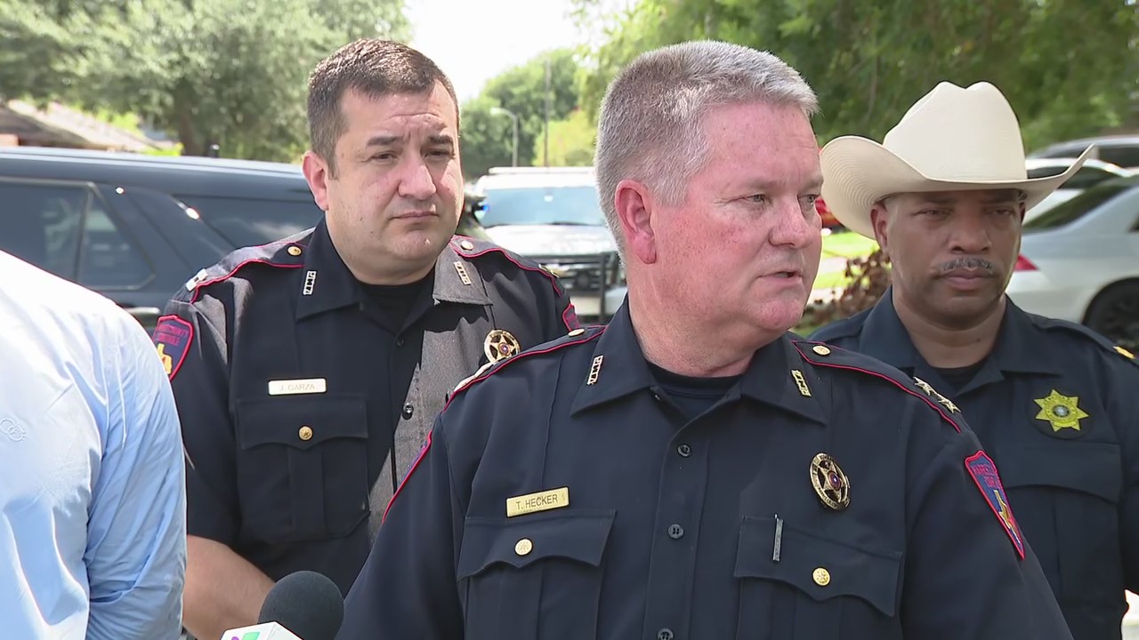 VIDEO: Harris County authorities on deputy-involved shooting