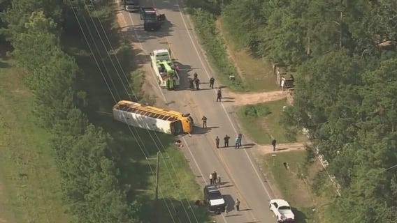 Cleveland ISD bus crash | HTX @ 10