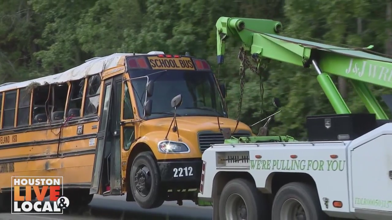 Cleveland school bus crash, USPS Stamp Encore voting open now, and more!