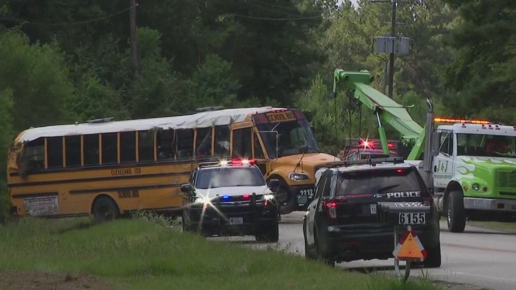 Houston-area school bus crash, Sirens Act, The Missing, and more!