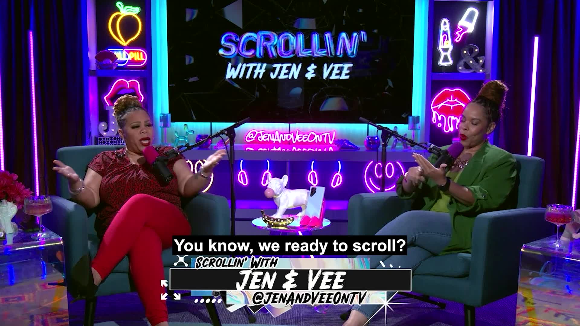 Are you Robophobic? | Scrollin' With Jen & Vee