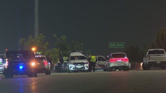 Harris County deputies struck by vehicle, hospitalized