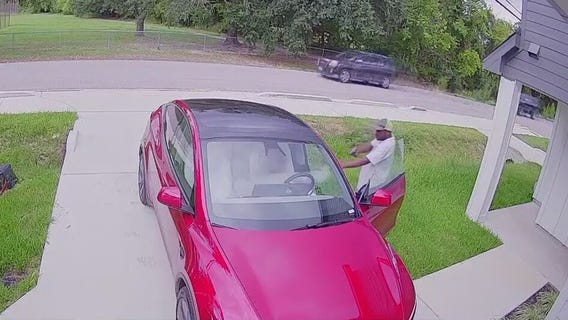 Caught on camera: Houston man robbed at gunpoint at his home