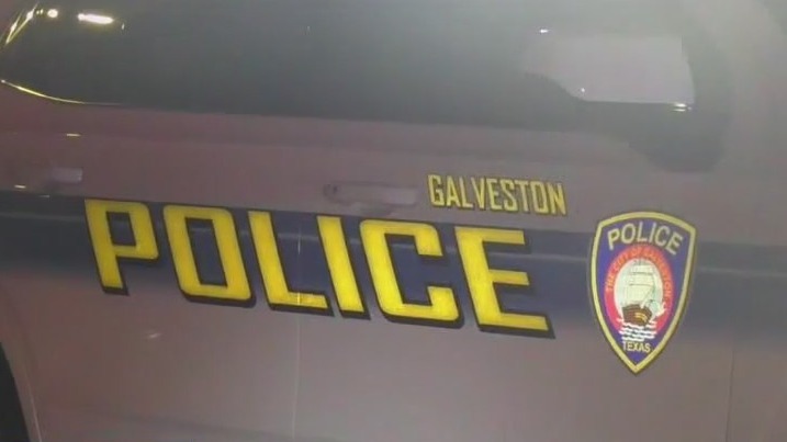 Galveston: Teen accused of killing her mother