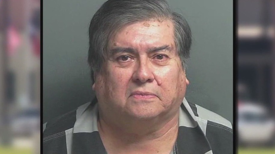 Teacher accused of assaulting elementary school students