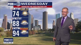 Houston weather: Warm Wednesday with slight rain chance