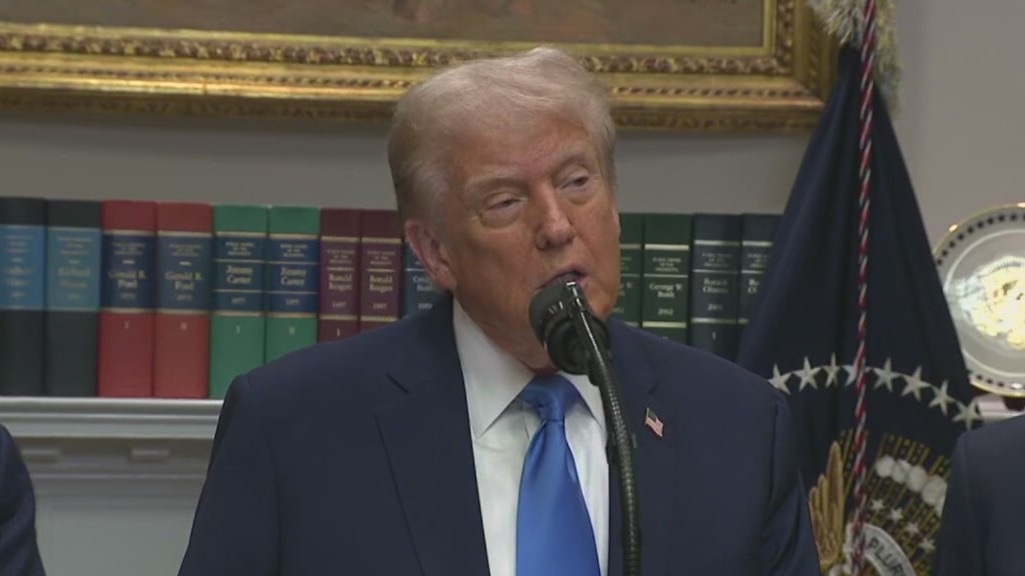 Reaction to President Trump's autism announcement, Jazzercise is back, and much more!