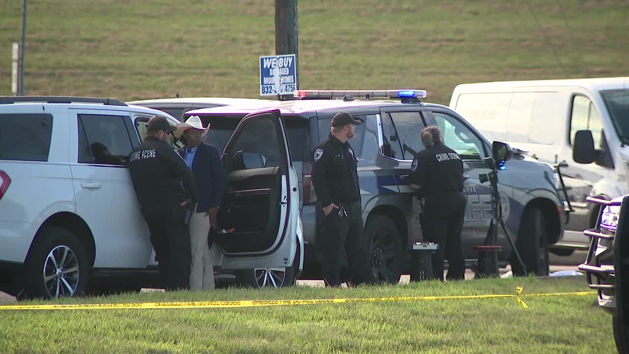 2 children killed, 2 injured in Angleton shooting