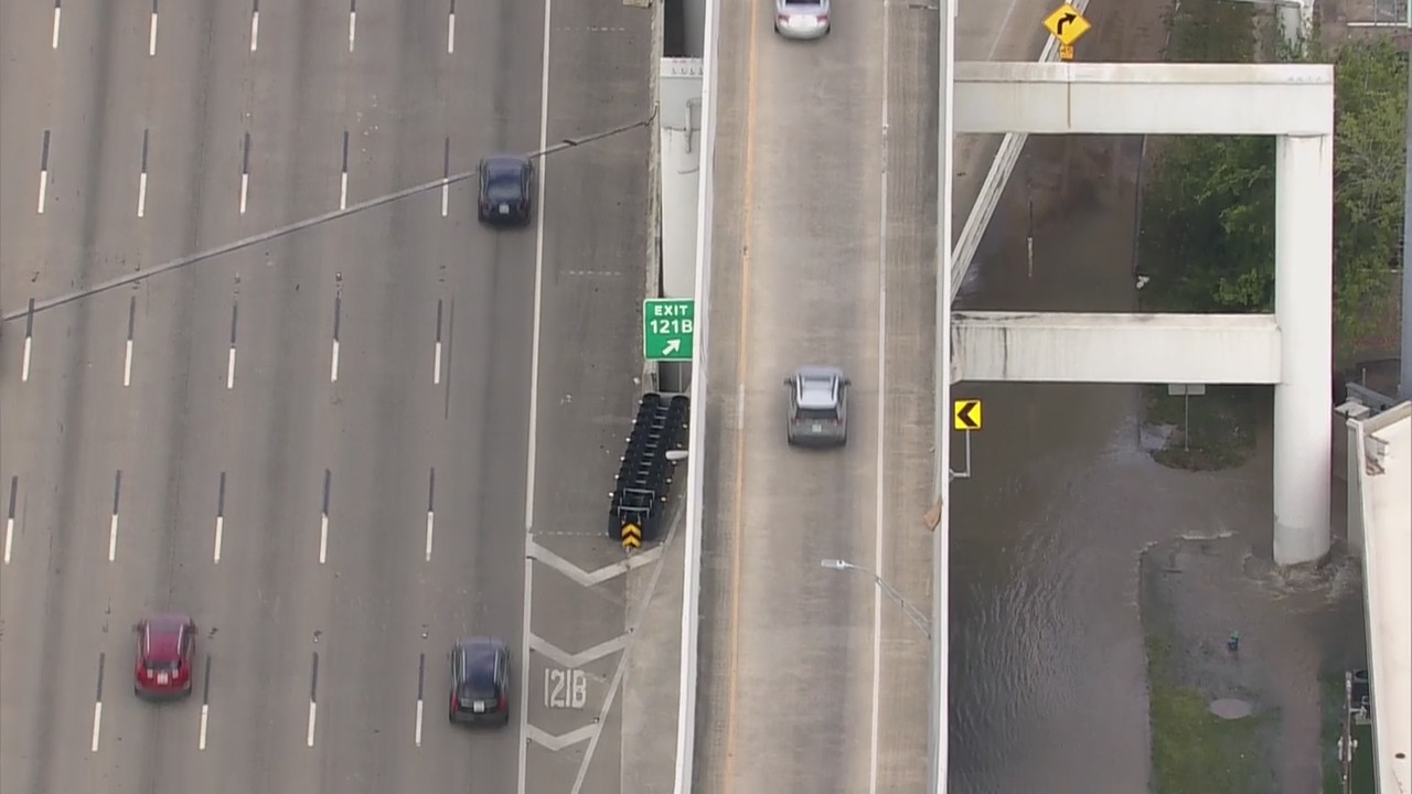 Water main break along Southwest Freeway