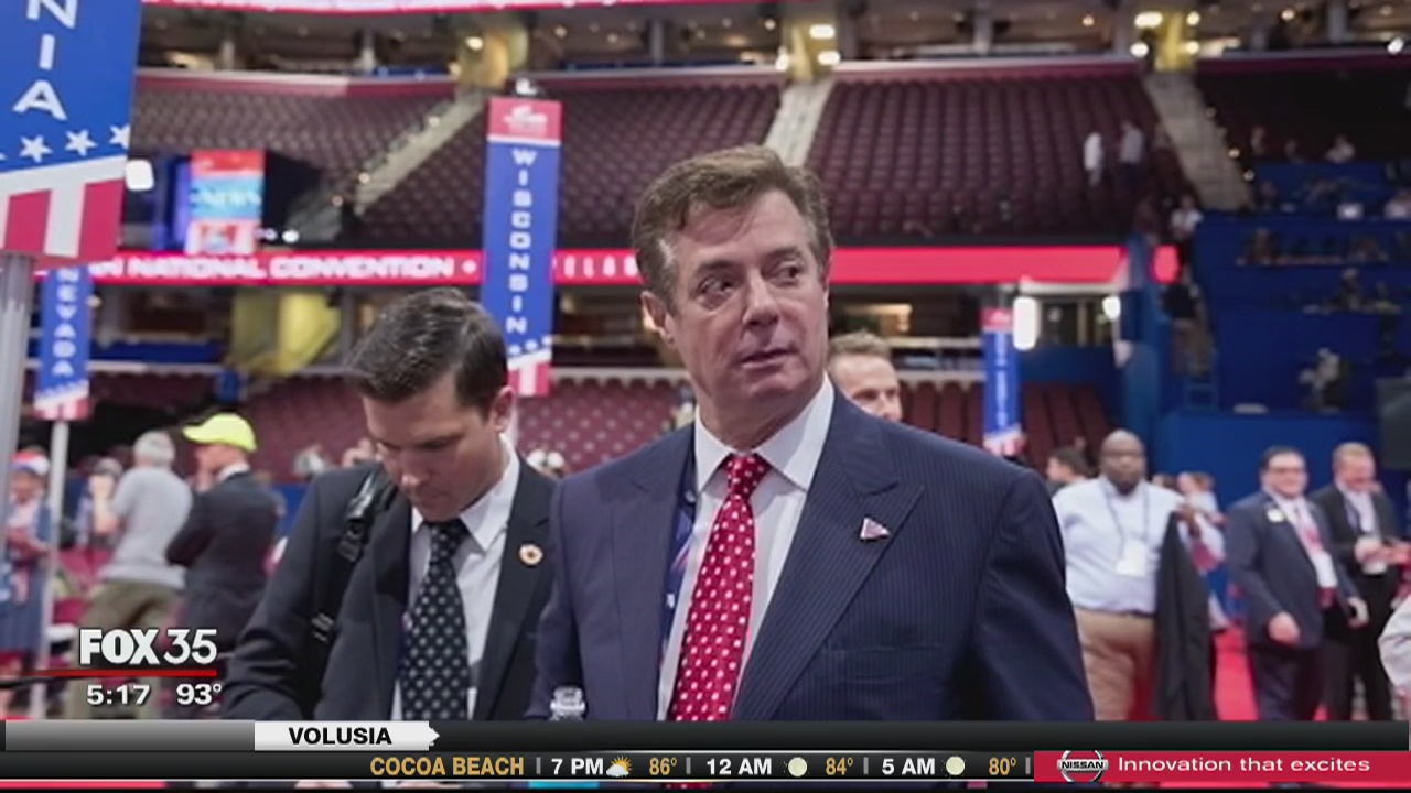 Trump campaign chair out as Clinton is under scrutiny